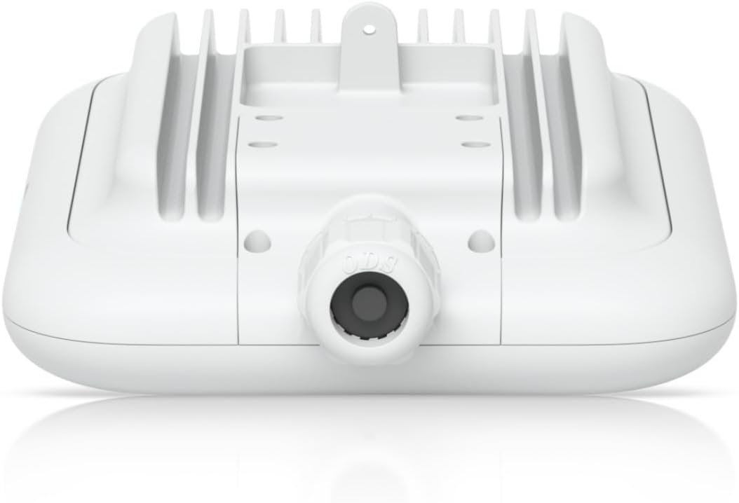 UBIQUITI U7-PRO-OUTDOOR WI-FI 7 AP, 6GHZ, 2.5GBE UPLINK, 300+ CLIENTS, IP67